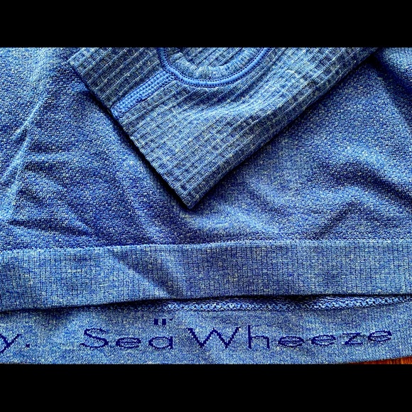 Lululemon SeaWheeze long sleeve top - Picture 2 of 6